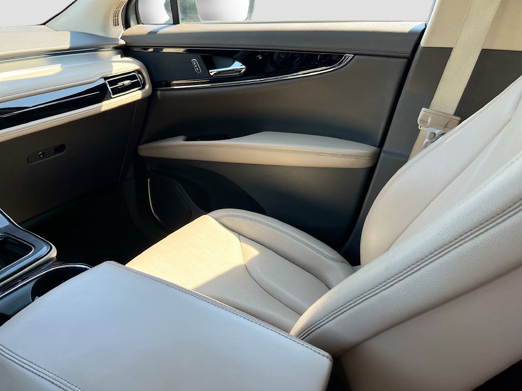 Used 2023 Lincoln Nautilus AWD w/ Premium Package image 23