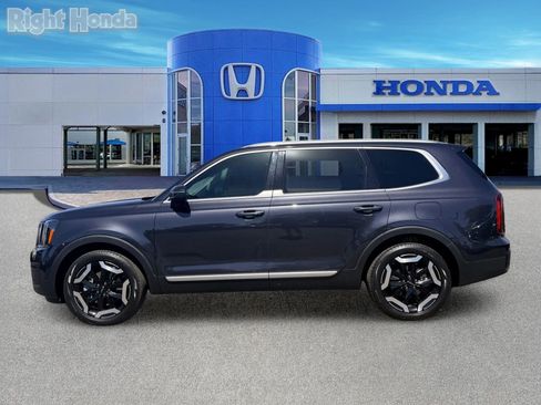 Used 2025 Kia Telluride S AWD/4WD image 3