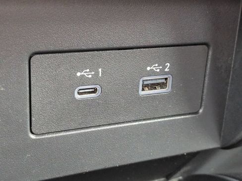 Used 2023 Nissan Titan PRO-4X w/ Pro-4x Convenience Package AWD/4WD image 22