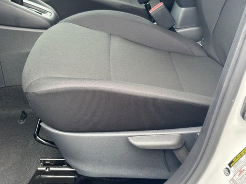 Used 2025 Nissan Kicks Play S FWD image 18