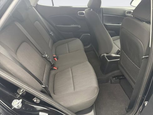 Used 2022 Hyundai Venue SE image 17