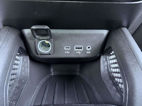 Used 2021 Chevrolet TrailBlazer RS w/ Convenience Package AWD/4WD image 19