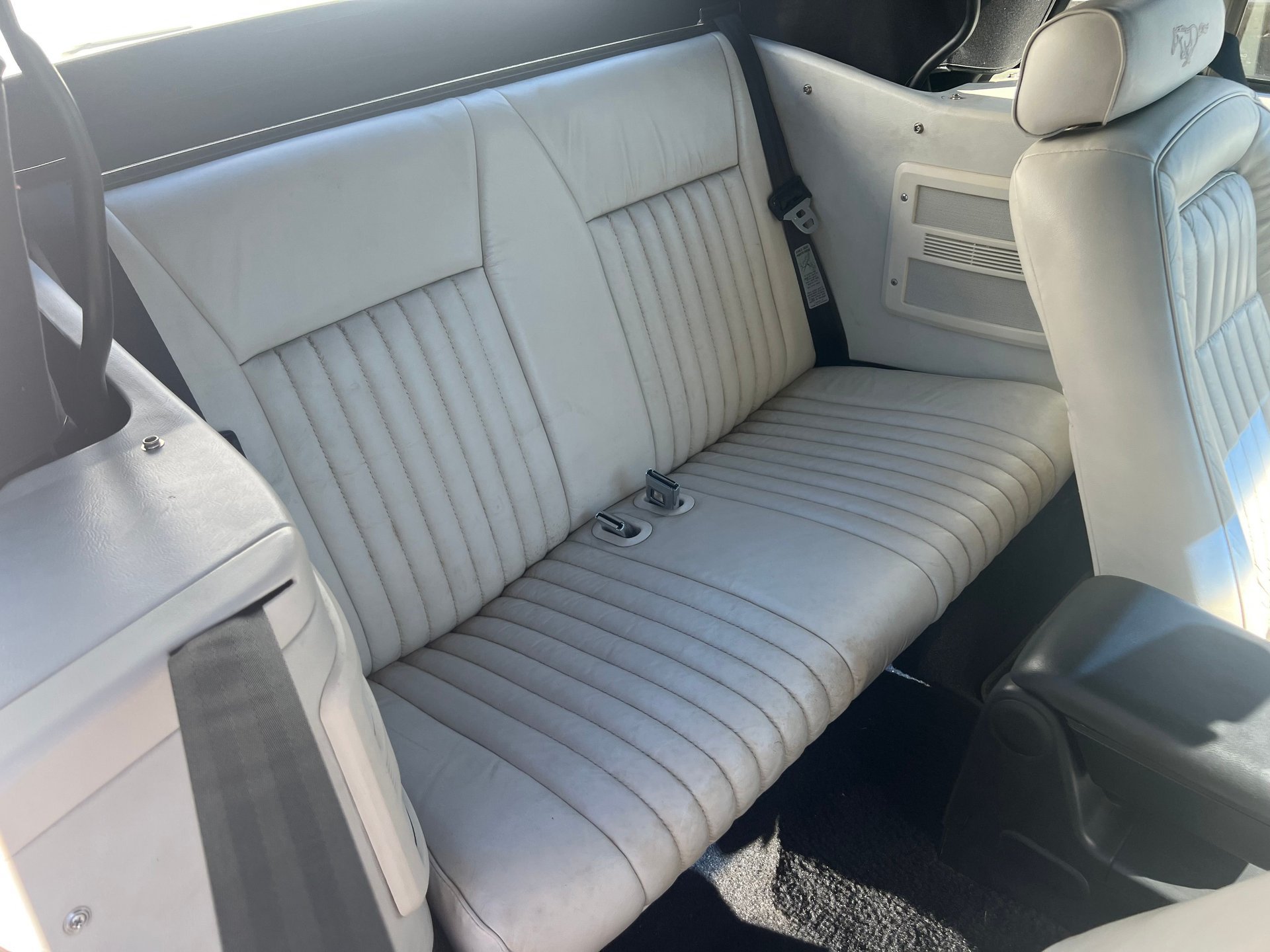 Used 1993 Ford Mustang LX RWD image 19