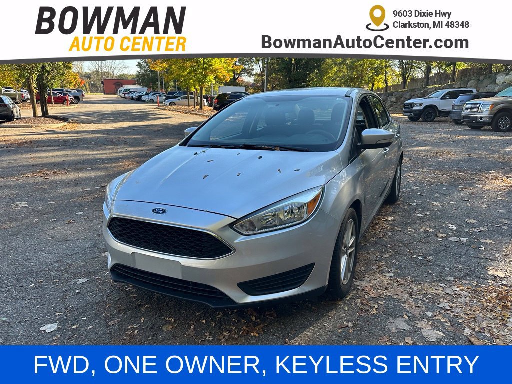 Used 2015 Ford Focus SE FWD image 1