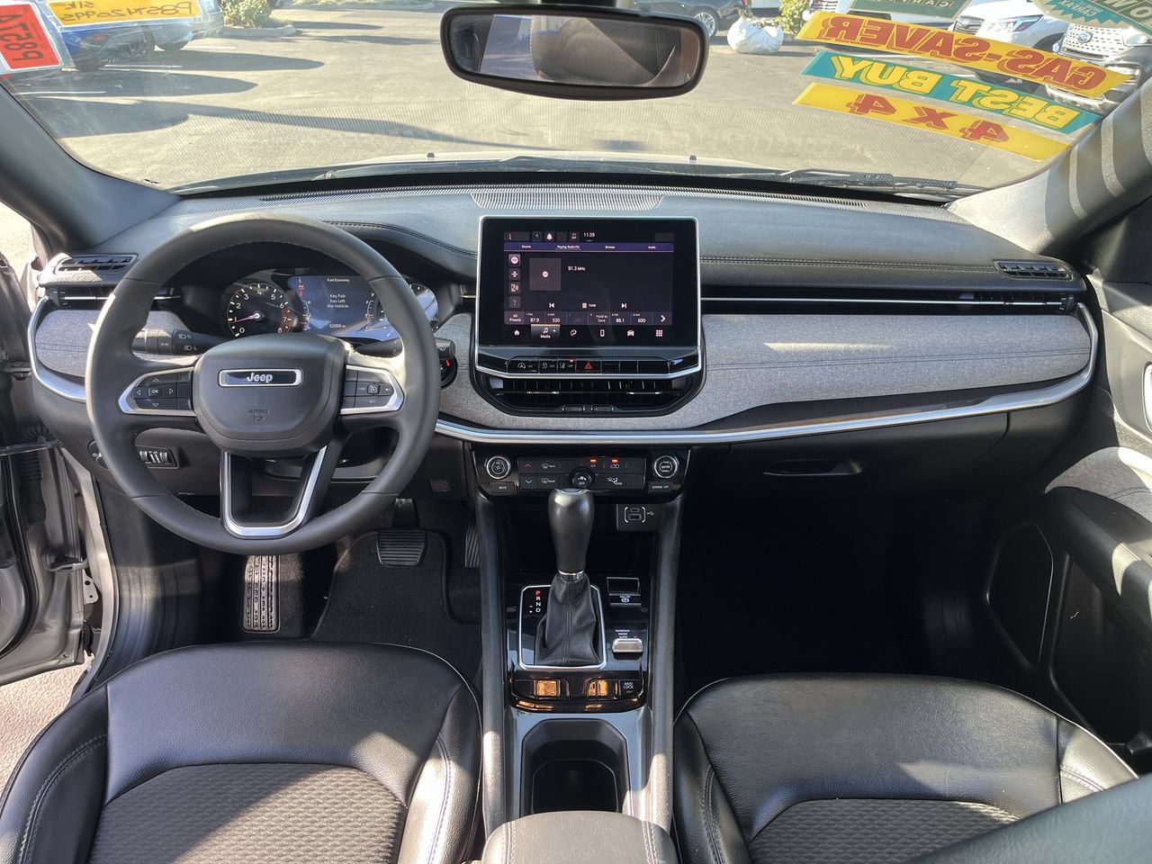 Used 2023 Jeep Compass Latitude AWD/4WD image 18