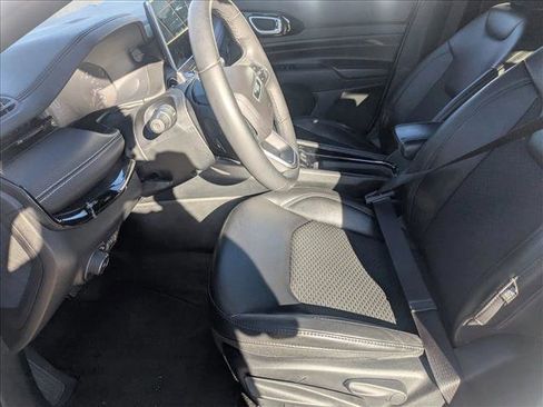 Used 2022 Jeep Compass Altitude image 15