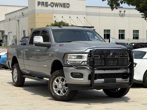 Used 2024 RAM 2500 Laramie w/ Safety Group AWD/4WD image 2