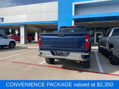 Used 2022 Chevrolet Silverado 2500 LT w/ Convenience Package AWD/4WD image 3