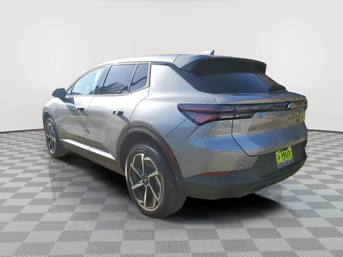 New 2026 Chevrolet Equinox EV LT image 4