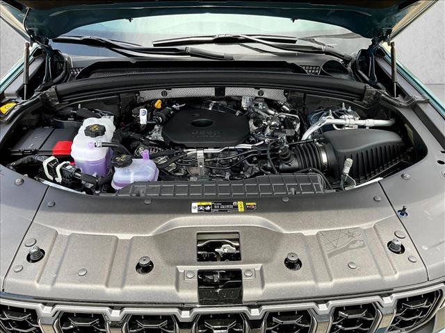 New 2026 Jeep Grand Cherokee L Limited AWD/4WD image 13