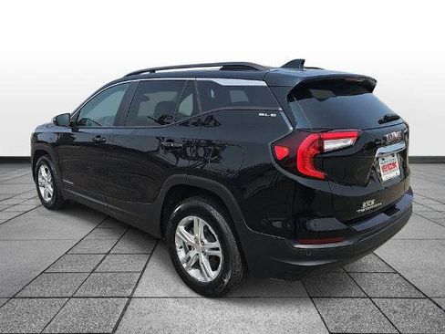 Used 2023 GMC Terrain SLE w/ Driver Convenience Package FWD image 7