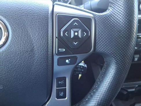 Used 2022 Toyota Tacoma SR5 image 27