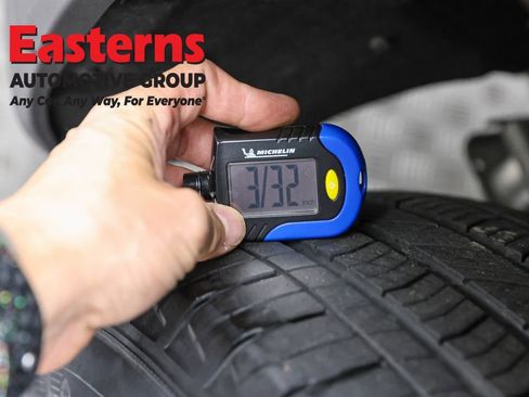 Used 2023 Jeep Grand Cherokee 4WD 4xe image 32