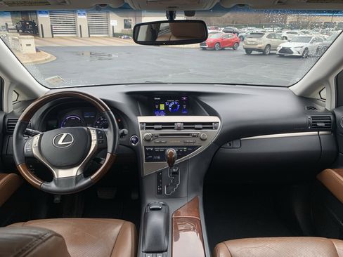 Used 2013 Lexus RX 450h AWD image 30