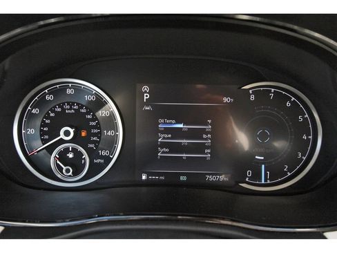 Used 2022 Genesis GV70 3.5T Sport w/ Sport Advanced Package AWD/4WD image 17