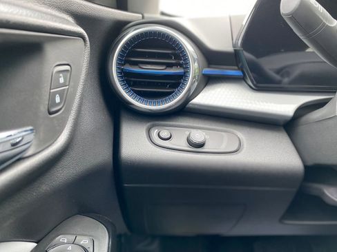 New 2026 Chevrolet Trax LT w/ LT Convenience Package FWD image 29