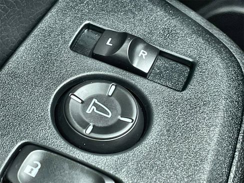 New 2025 Honda Pilot EX-L image 15