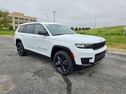 New 2025 Jeep Grand Cherokee L Altitude
