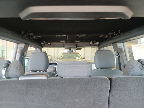 New 2025 Ford Bronco 4-Door image 15