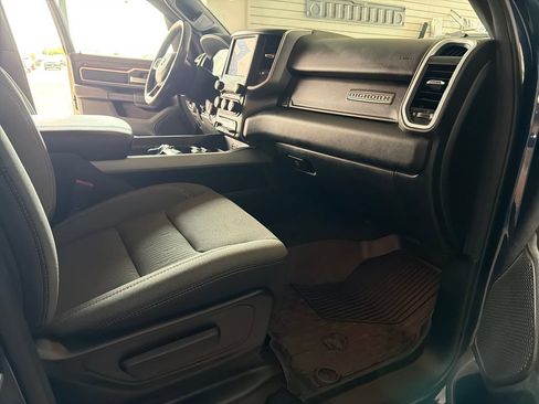 Used 2023 RAM 1500 Big Horn AWD/4WD image 18