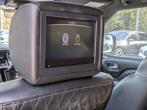 Used 2021 INFINITI QX80 Sensory w/ All-Season Package image 35