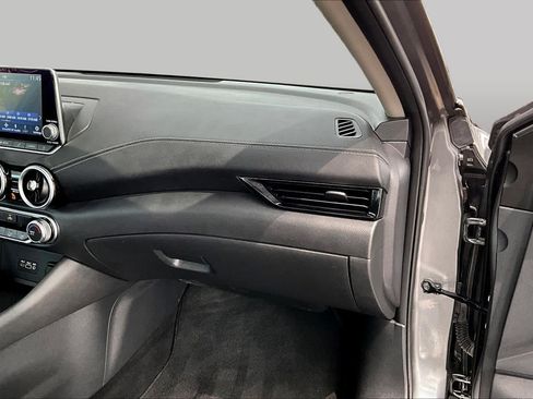 Used 2023 Nissan Sentra SV FWD image 19