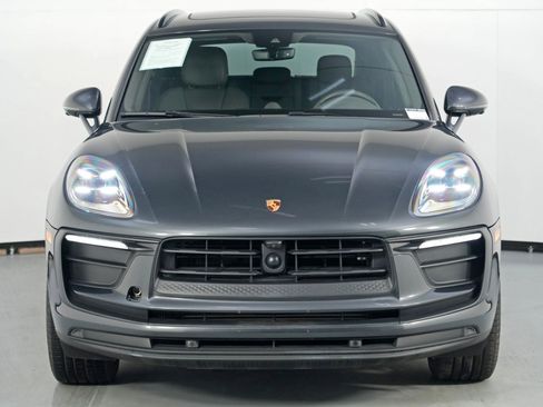 Used 2023 Porsche Macan image 47