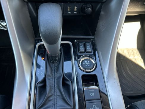 Used 2024 Mitsubishi Eclipse Cross SE AWD/4WD image 18