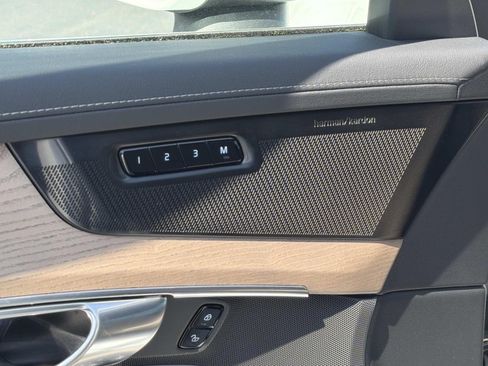 New 2026 Volvo XC90 B6 Plus AWD/4WD image 12