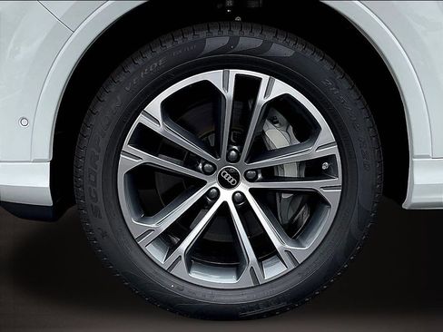 New 2026 Audi Q7 3.0T Premium AWD/4WD image 13