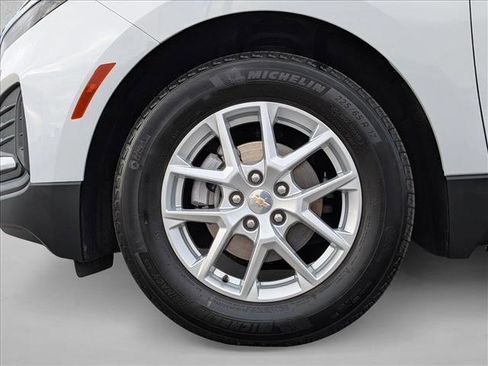 Certified 2024 Chevrolet Equinox LS image 24