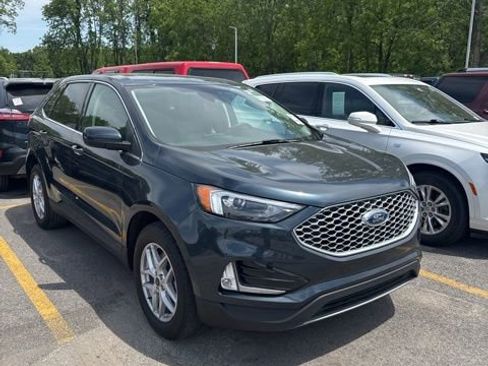 Used 2023 Ford Edge SEL w/ Convenience Package AWD/4WD image 3