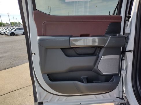 Used 2022 Ford F150 Lariat AWD/4WD image 12