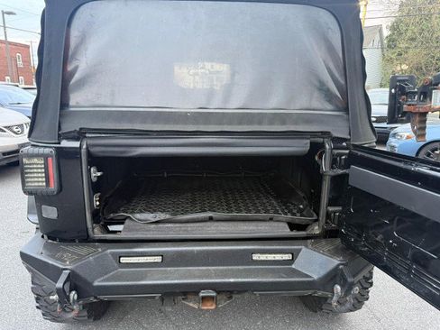 Used 2008 Jeep Wrangler Unlimited X AWD/4WD image 24