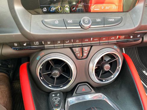 Used 2022 Chevrolet Camaro SS RWD image 23