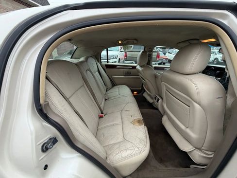 Used 2003 Lincoln Town Car Cartier image 17