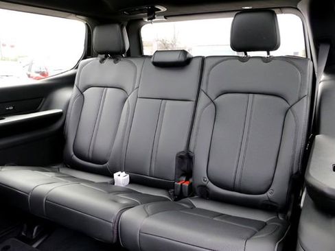 New 2026 Jeep Grand Wagoneer 4WD w/ Premium Group I image 20