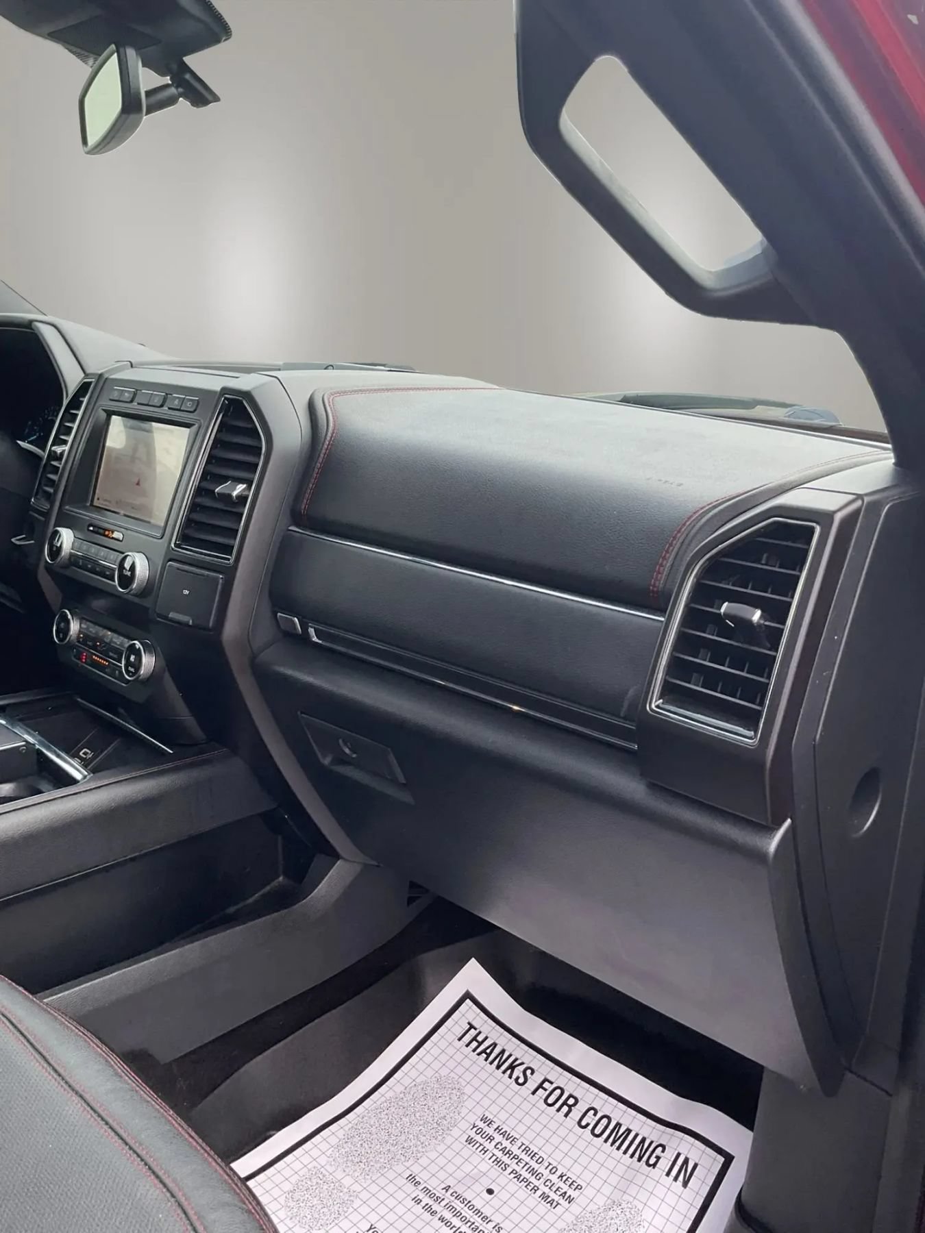 Used 2019 Ford Expedition Limited w/ Equipment Group 303A AWD/4WD image 31