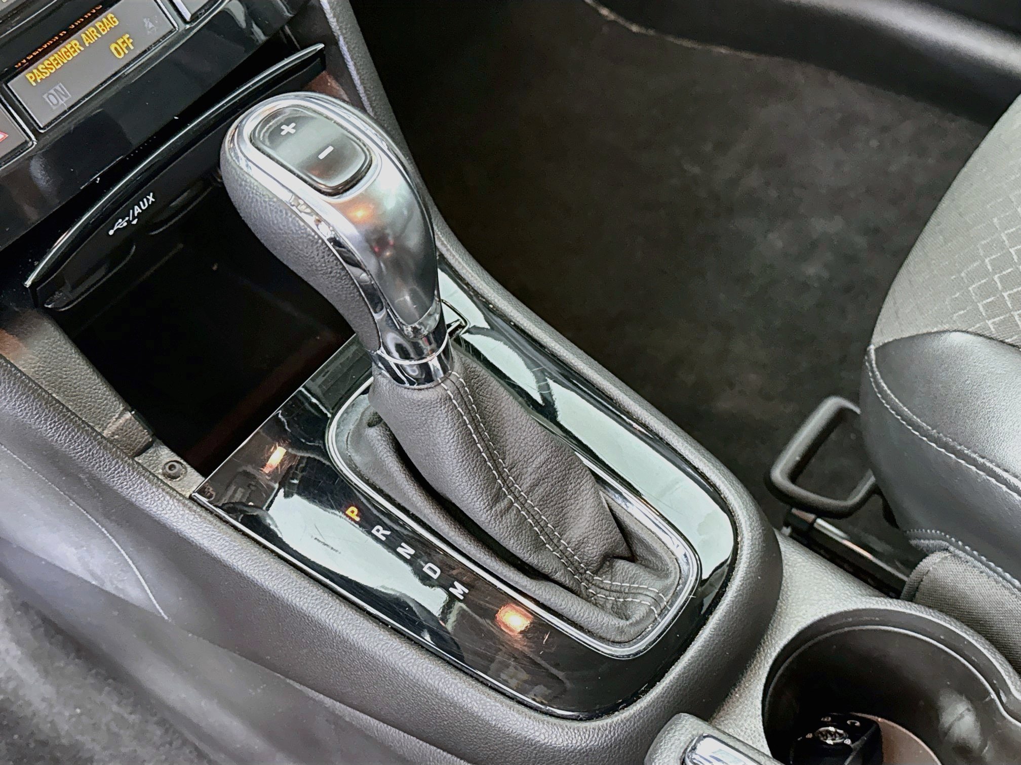 Used 2019 Buick Encore Sport Touring w/ Safety Package FWD image 17