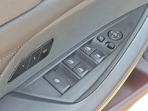 Used 2023 BMW M440i Convertible w/ Premium Package RWD image 17