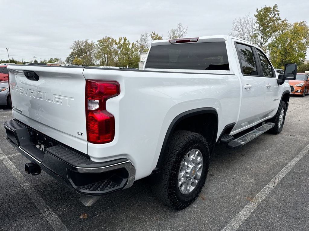 Used 2025 Chevrolet Silverado 2500 LT AWD/4WD image 4