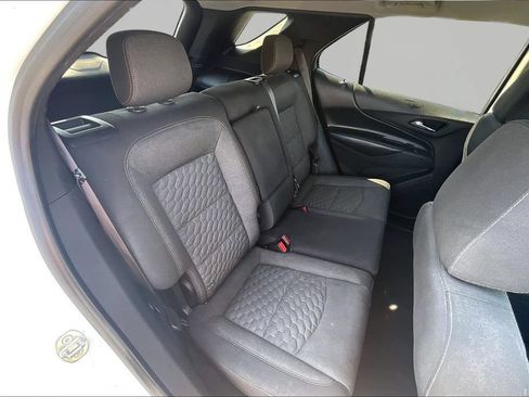Used 2019 Chevrolet Equinox LT FWD image 28