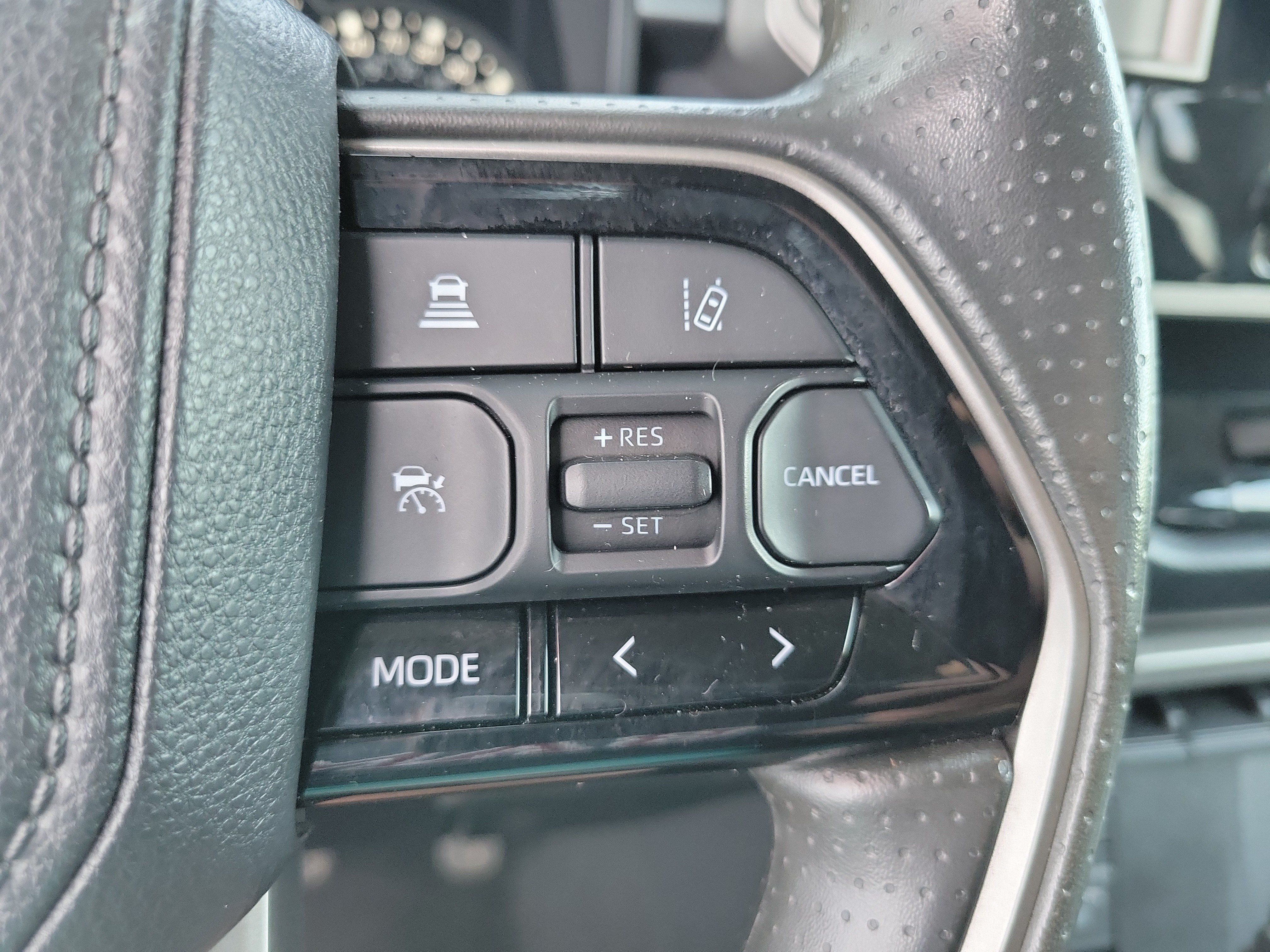 Used 2023 Toyota Tundra SR5 w/ SR5 Convenience Package AWD/4WD image 22