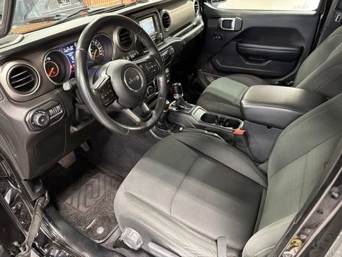 Used 2018 Jeep Wrangler Unlimited Sport S AWD/4WD image 13