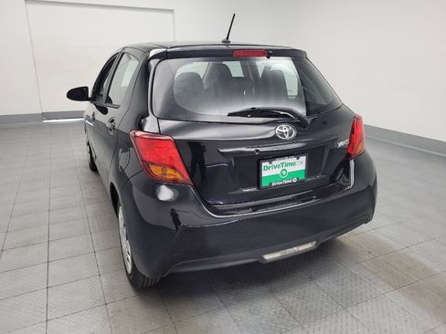 Used 2017 Toyota Yaris L w/ Carpet Mat Package FWD image 6