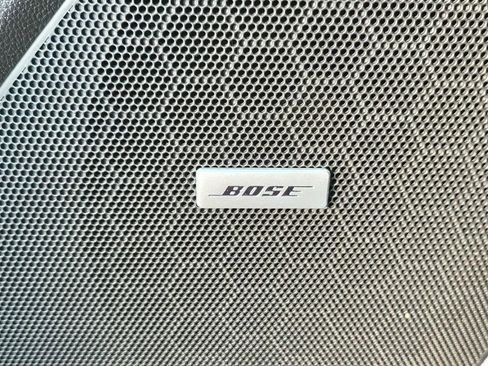 Certified 2019 Chevrolet Traverse Premier w/ Redline Edition image 17