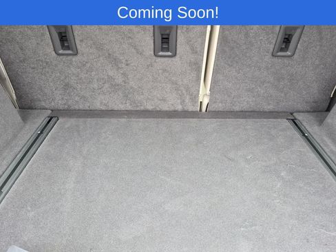 Used 2024 Cadillac XT5 Premium Luxury w/ LPO, Floor Liner Package AWD/4WD image 32