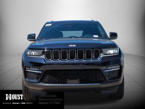 Used 2024 Jeep Grand Cherokee Limited image 9