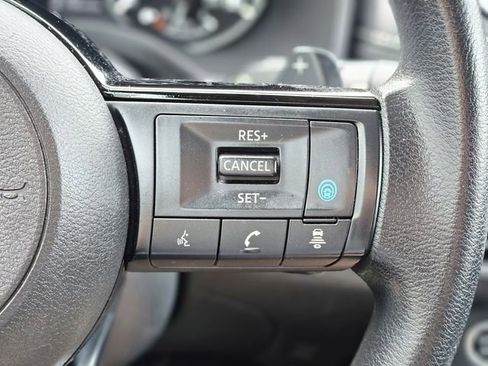 Certified 2023 Nissan Rogue SV image 18