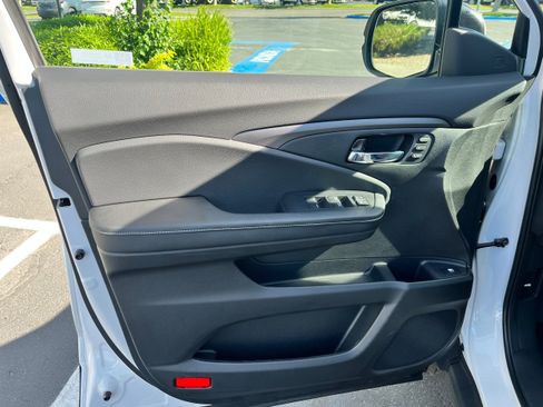 New 2026 Honda Ridgeline RTL image 9